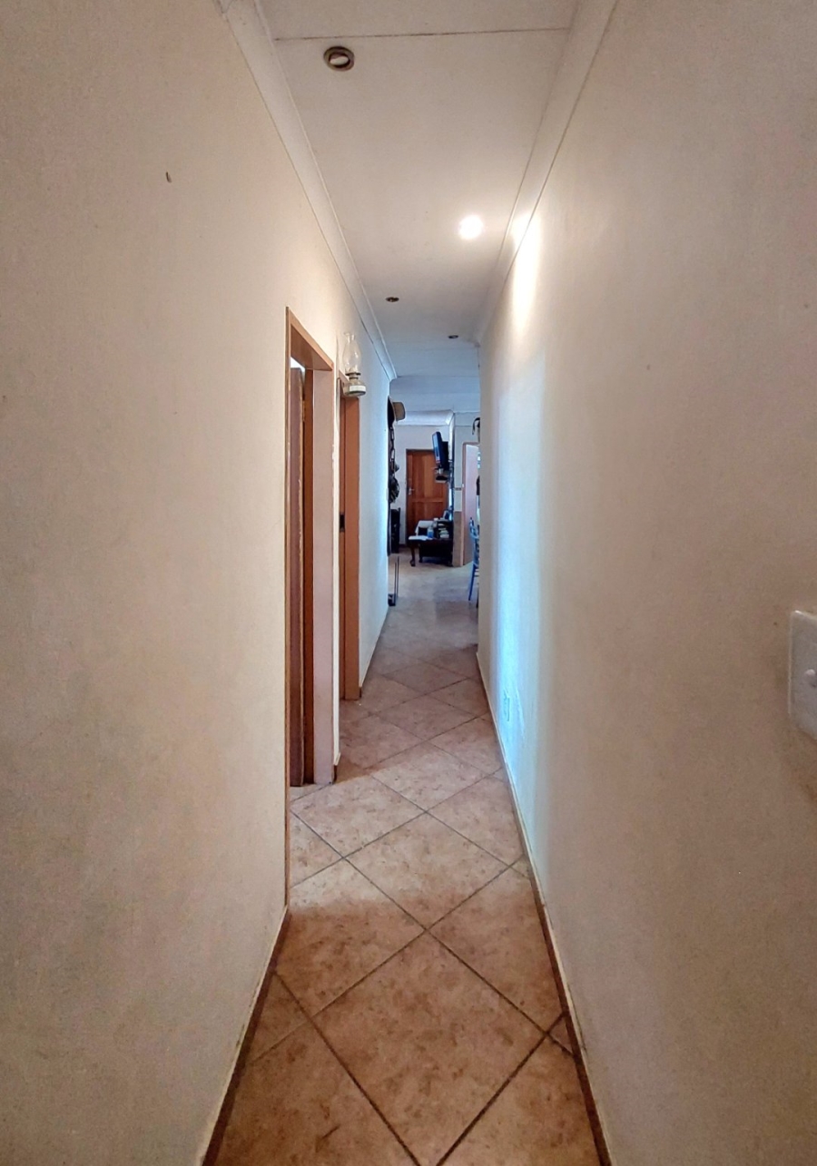 3 Bedroom Property for Sale in Mamogaleskraal AH North West